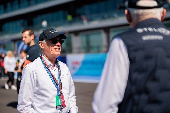 Archivo - TAVARES Carlos, CEO Stellantis group, portrait grille de depart, starting grid during the 2024 Misano ePrix