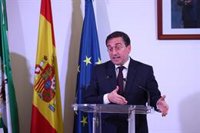 Albares pide "tranquilidad" porque las negociaciones sobre Gibraltar "no se han parado"