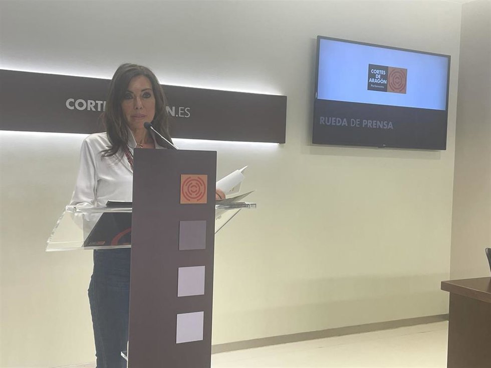La presidenta de las Cortes de Aragón, Marta Fernández.