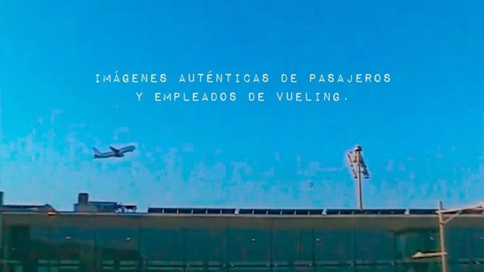 Imagen de la campaña de celebración de los 20 años de Vueling.