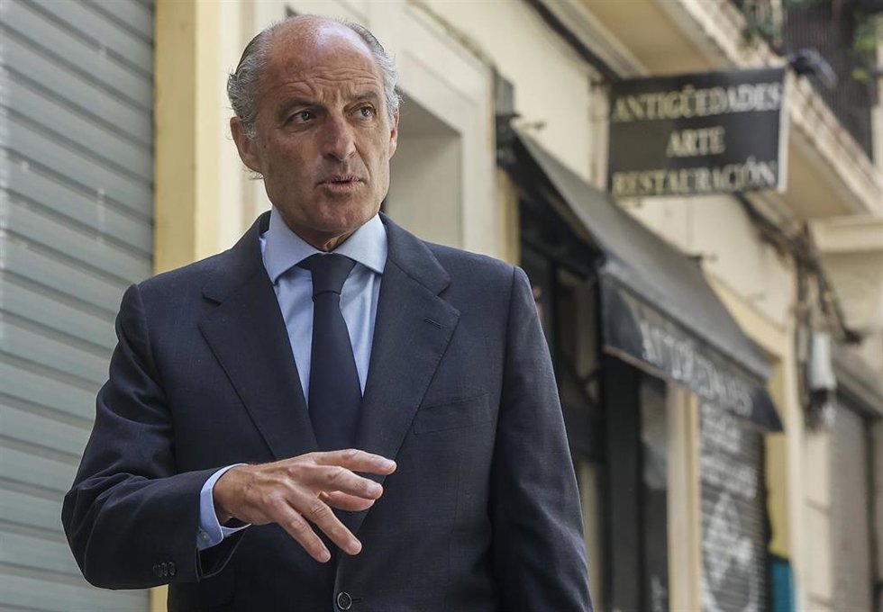 El expresidente de la Generalitat Francisco Camps, a su llegada a una rueda de prensa tras ser absuelto