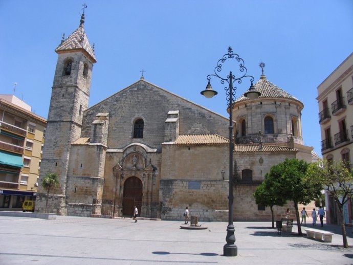 Archivo - Portada principal de la Iglesia de San Mateo en Lucena.