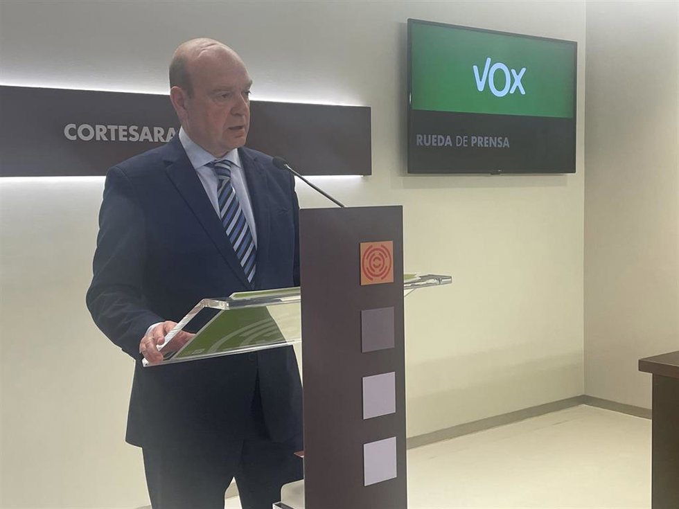El portavoz de VOX, Santiago Morón.