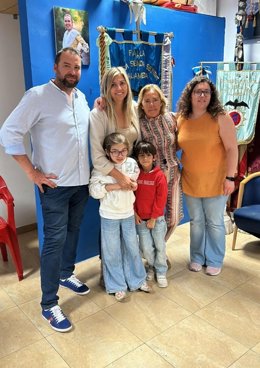 Una falla de València nomena a la primera fallera major amb dany cerebral adquirit