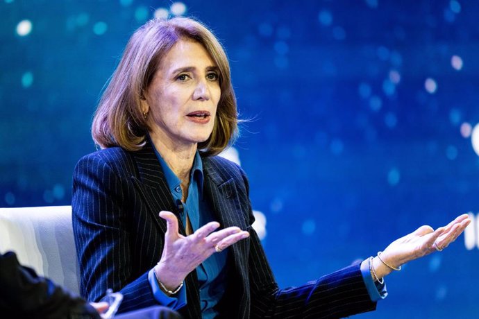 Archivo - September 19, 2023, New York, United States: Ruth Porat, President and Chief Investment Officer; Chief Financial Officer, Alphabet & Google, speaking at the Clinton Global Initiative conference at the Hilton Midtown hotel in New York City.