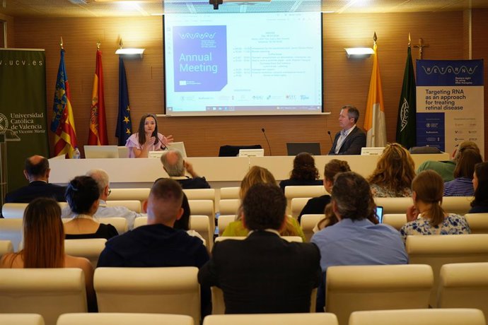 Els vuit socis del projecte 'Targeting RNA as an approach for treating retinal diseases' (RETORNA), liderat per la Universitat Catlica de Valncia (UCV), han celebrat la seua segona reunió anual a la capital del Turia.