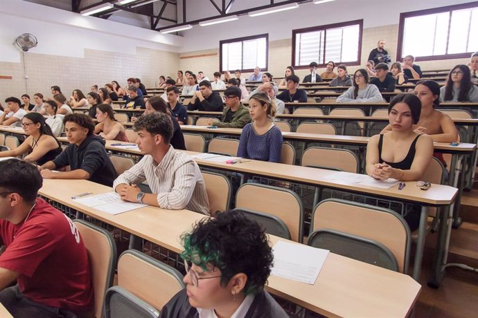 Prueba de la EBAU en la ULL