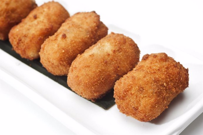 Archivo - Croquetas, imagen de archivo.