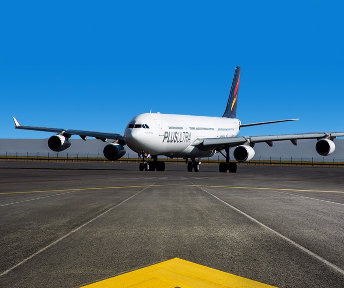 Archivo - Avión de Plus Ultra.