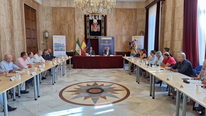La Subdelegación, Seiasa y regantes almerienses han mantenido varias reuniones de trabajo este miércoles.