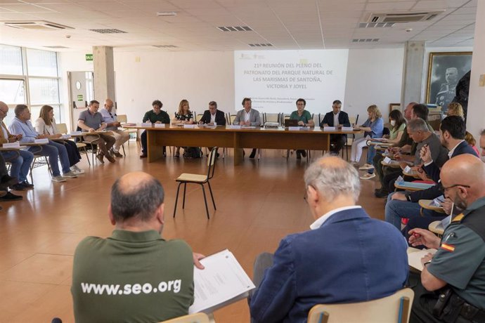 Reunión del Patronato de las Marismas de Santoña, Victoria y Joyel