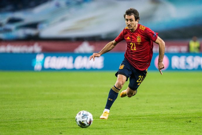 Archivo - Mikel Oyarzabal of Spain during the UEFA Nations league match between Spain and Germany at the la Cartuja Stadium on November 17, 2020 in Sevilla Spain