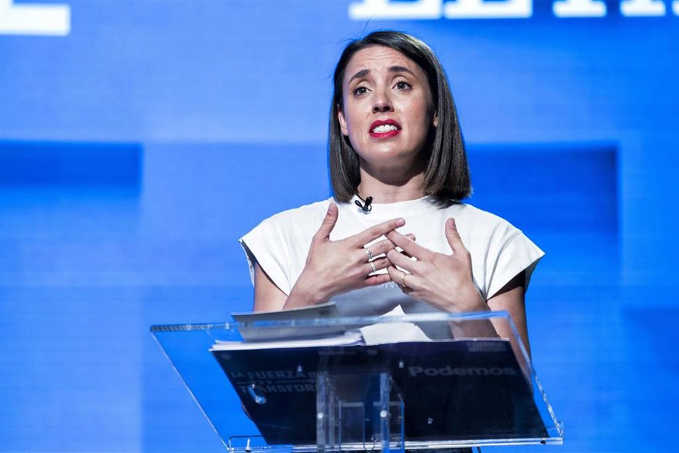 La candidata de Podemos al Parlamento Europeo para el 9J, Irene Montero, interviene durante un debate electoral, a 3 de junio de 2024, en Madrid (España).