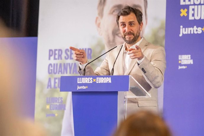 El candidato de Junts a las elecciones europeas, Toni Comín, en un acto en Elne (Francia)