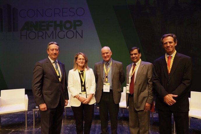 Foto de la sesión inaugural de ANEFHOP, en el Palacio de Congresos de Zaragoza.