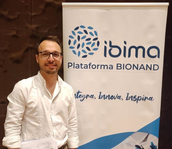 El coordinador de la Unidad de Genómica de Ibima Plataforma Bionand, Daniel Alameda,