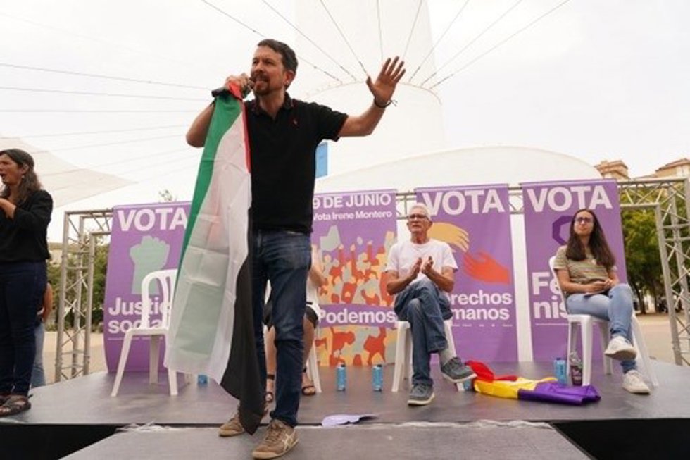 El confundador de Podemos y exvicepresidente del Gobierno, Pablo Iglesias, este jueves en un mitin en Málaga.