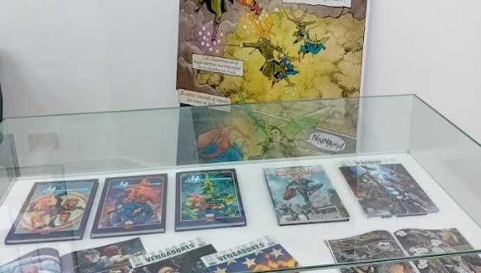 Exposición 'Arrowsmith. Tras las Líneas Enemigas' de Carlos Pacheco en la Biblioteca Villaespesa de Almería