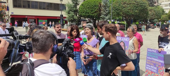 Las candidatas de Podemos a las elecciones al Parlamento Europeo Isa Serra y Carmen Fajardo.