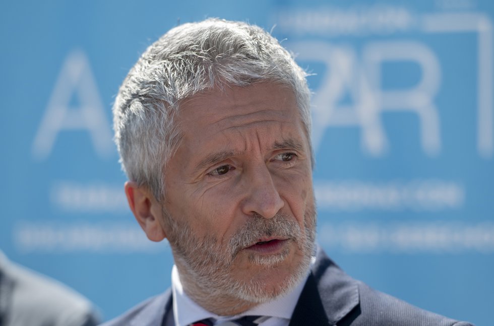 El ministro del Interior, Fernando Grande-Marlaska, ofrece declaraciones a los medios tras su visita a las instalaciones de la Fundación A La Par, a 5 de junio de 2024, en Madrid (España).