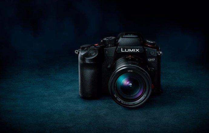 Lumix GH7