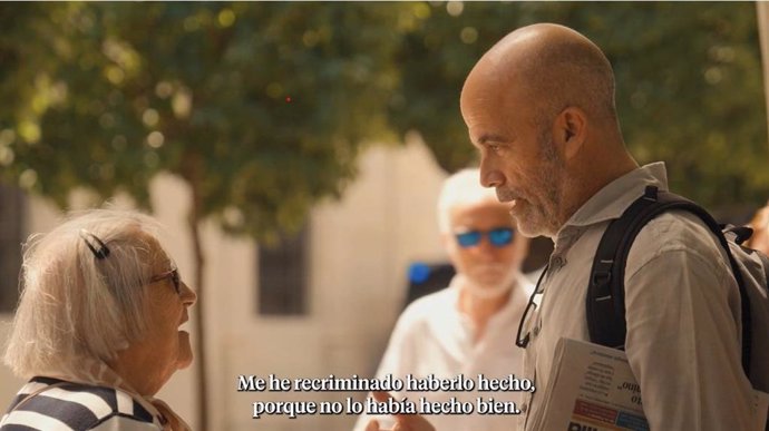 San Juan de Dios lanza una campaña para sensibilizar a la población sobre la soledad que viven muchos mayores.