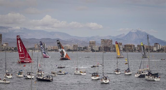 Archivo -    La Sociedad de Parques Temáticos de la Comunitat Valencia (SPTCV) ha destacado que restan solo 100 días para que Alicante asuma la salida de la Vuelta al Mundo a Vela-Volvo Ocean Race y ha informado de que se han iniciado acciones como la cap