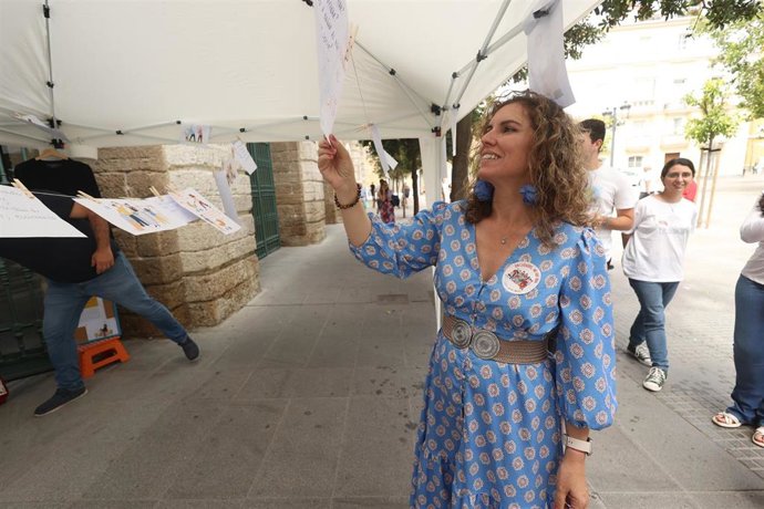 La diputada provincial, Susana Sánchez Toro, durante la jornada titulada 'Sin cuidados, no hay vida organizada' en la Diputación de Cádiz, a 6 de junio de 2024 en Cádiz (Andalucía, España). 