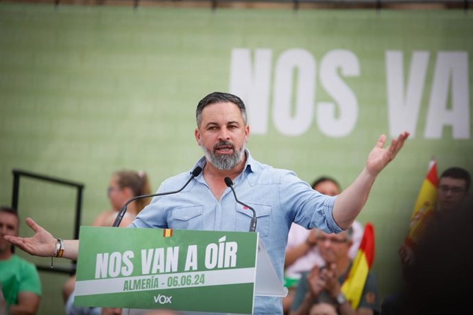 El líder de Vox, Santiago Abascal, en un mitin en Almería.