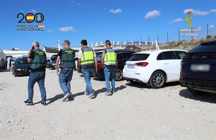 Operación de la Policía Nacional y Guardia Civil en la ue han desarticulado un grupo criminal asentado en Málaga y Alicante que robaba y falsificaba vehículos para su venta en países europeos