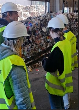 El Consorcio Valencia Interior participa en el estudio de un nuevo sistema para el reciclaje de tejidos de algodón y poliéster