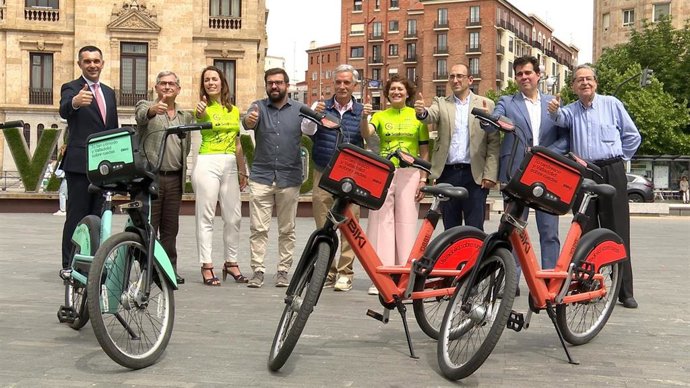 Salida de la Valladolid Bike contra el Cáncer.