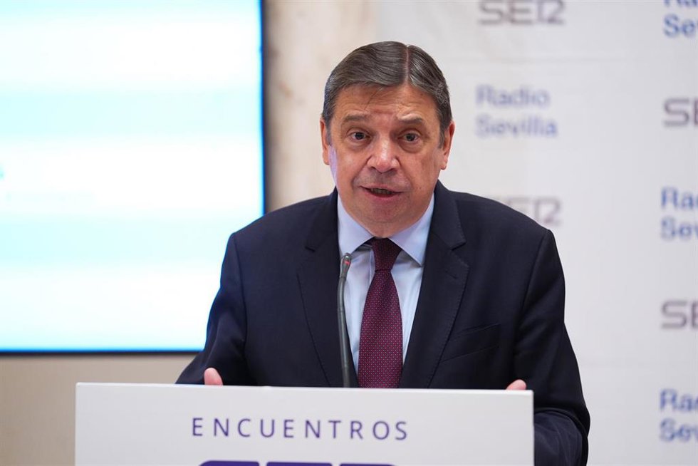 El ministro de Agricultura, Pesca y Alimentación, Luis Planas interviene en el foro "Encuentros SER", a 7 de junio de 2024.