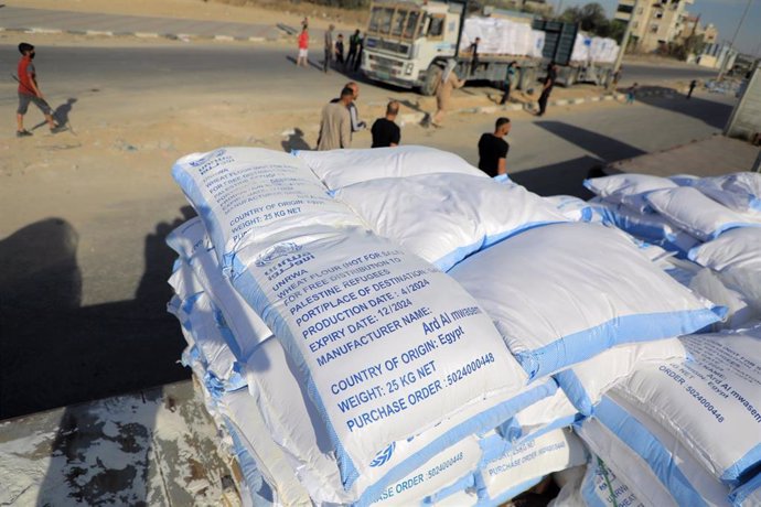 GAZA, May 31, 2024  -- Humanitarian aid arrives at a warehouse of the United Nations Relief and Works Agency for Palestine Refugees in the Near East (UNRWA) in the southern Gaza Strip city of Khan Younis, on May 31, 2024. The Hamas-run media office in Gaz