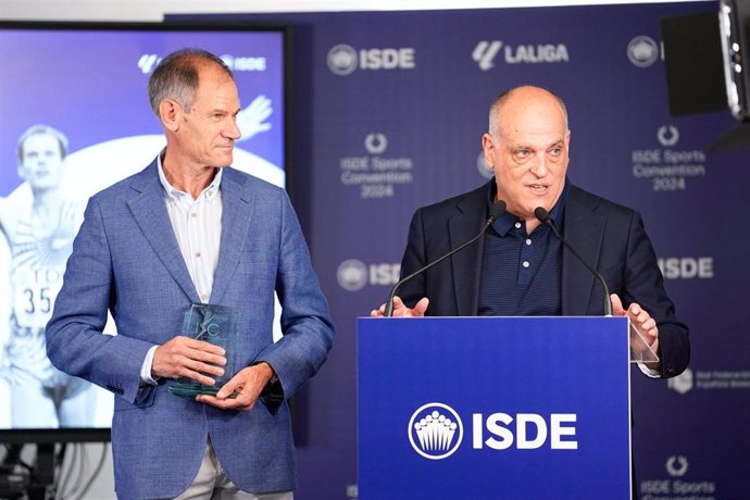 Javier Tebas junto a Abel Antón durante el ISC 2024 de ISDE