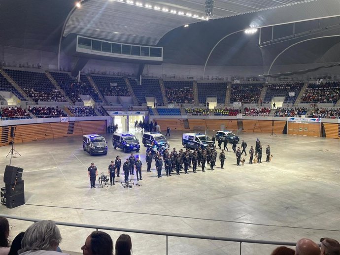 Exhibición de medios de la Policía Nacional