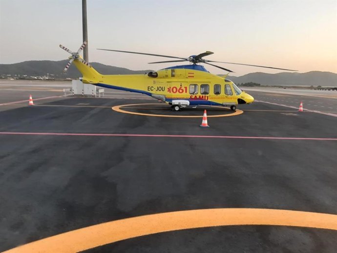 Archivo - Helicóptero del SAMU, emergencias
