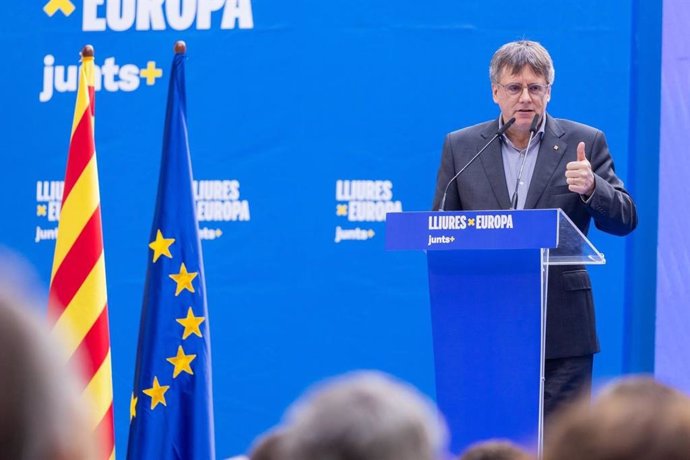 El expresidente de la Generalitat Carles Puigdemont en el mitin final de campaña de las elecciones europeas celebrado en Collioure (Francia)