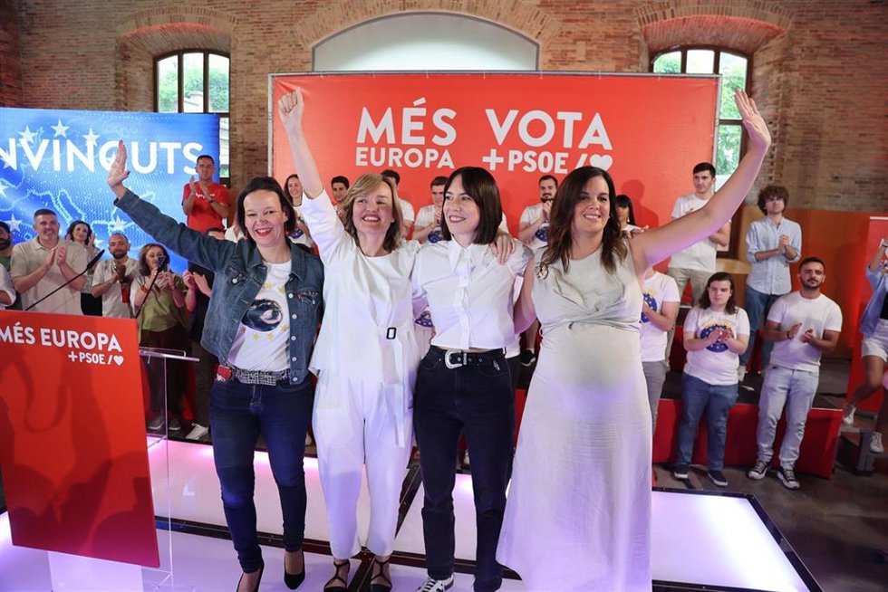 La ministra de Educación y portavoz del Gobierno, Pilar Alegría, en el acto de cierre del campaña del PSPV-PSOE en Valncia
