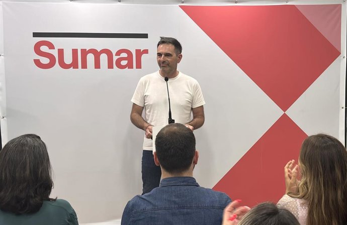 El candidato de Sumar al Parlamenrto europeo Andeka Larrea