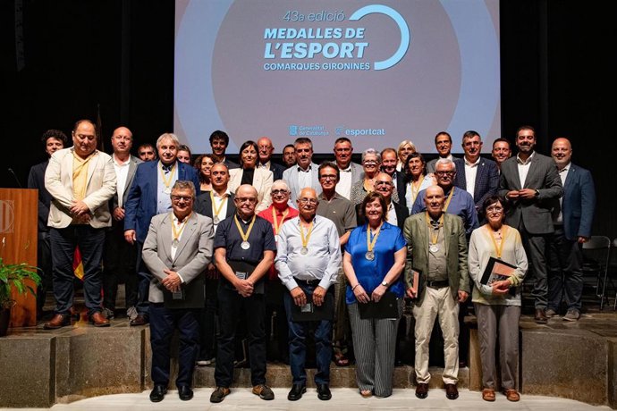 La Generalitat entrega 15 nuevas Medallas del Deporte de las comarcas de Girona