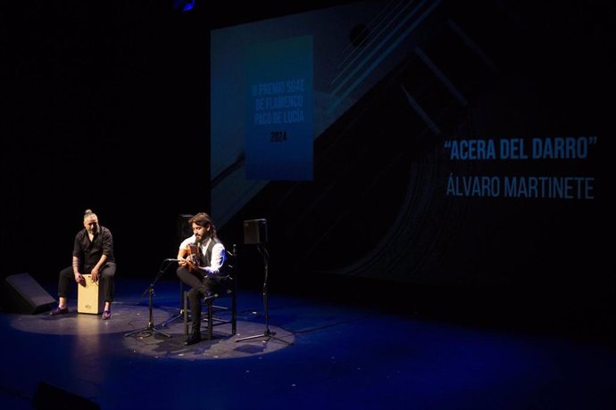 El guitarrista granadino Álvaro Martinete se ha hecho con el II Premio SGAE de Flamenco Paco de Lucía.