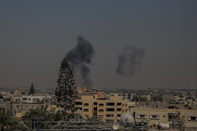 Archivo -  Bombardeo del Ejército israelí en la Franja de Gaza.