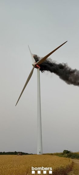 Incendio en un aerogenerador en Lleida, a 8 de junio de 2024