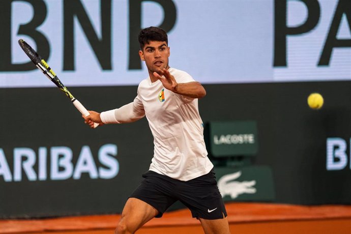 Carlos ALCARAZ (ESP) during the Roland-Garros 2024, ATP and WTA Grand Slam tennis tournament on May 22, 2024 at Roland-Garros stadium in Paris, France - Photo Alexandre Martins / DPPI