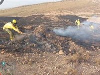 El Infoca estima en 1.800 hectáreas la superficie afectada por el incendio ya controlado en Níjar (Almería)