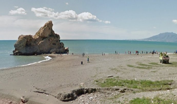 Playa Peñón del Cuervo en Málaga