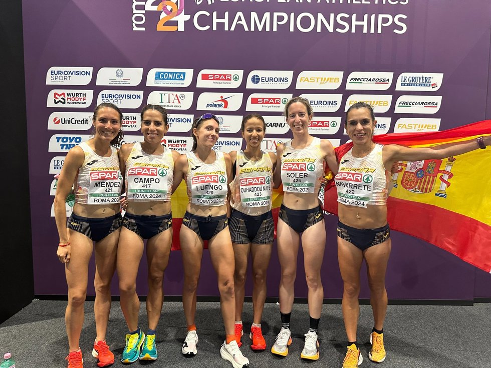 El equipo español femenino de medio maratón, formado por Laura Luengo, Ester Navarrete, Fátima Ouhaddou, Lidia Campo, Laura Méndez y Meritxell Soler