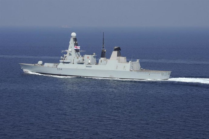 Archivo - El destructor británico HMS Diamond 