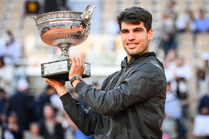 June 9, 2024, Paris, France, France: Carlos Alcaraz, campeón de Roland Garros